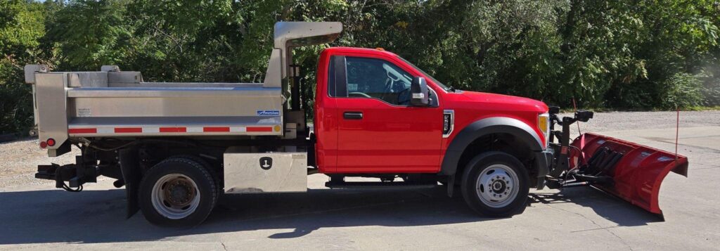 2017 Ford F550 Super Duty XL Dump Truck