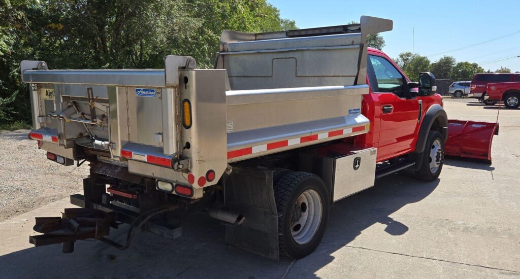 2017 Ford F550 Super Duty XL Dump Truck