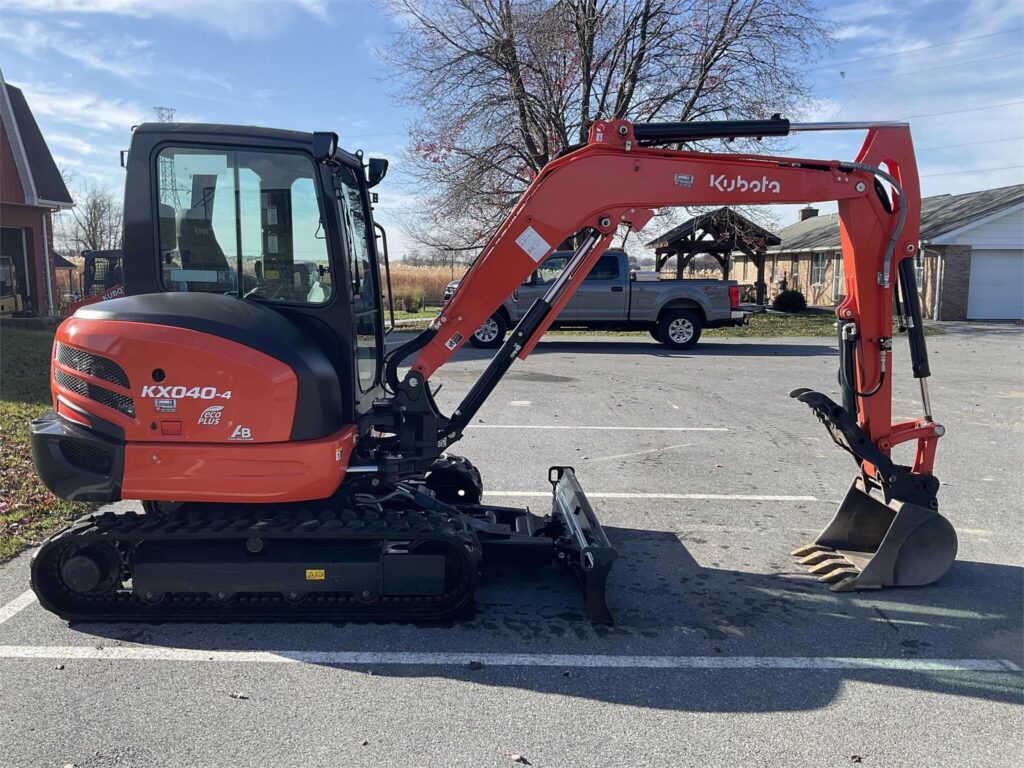 2022 Kubota KX040-4 Mini Excavator
